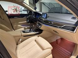 بي ام دبليو الفئة 7